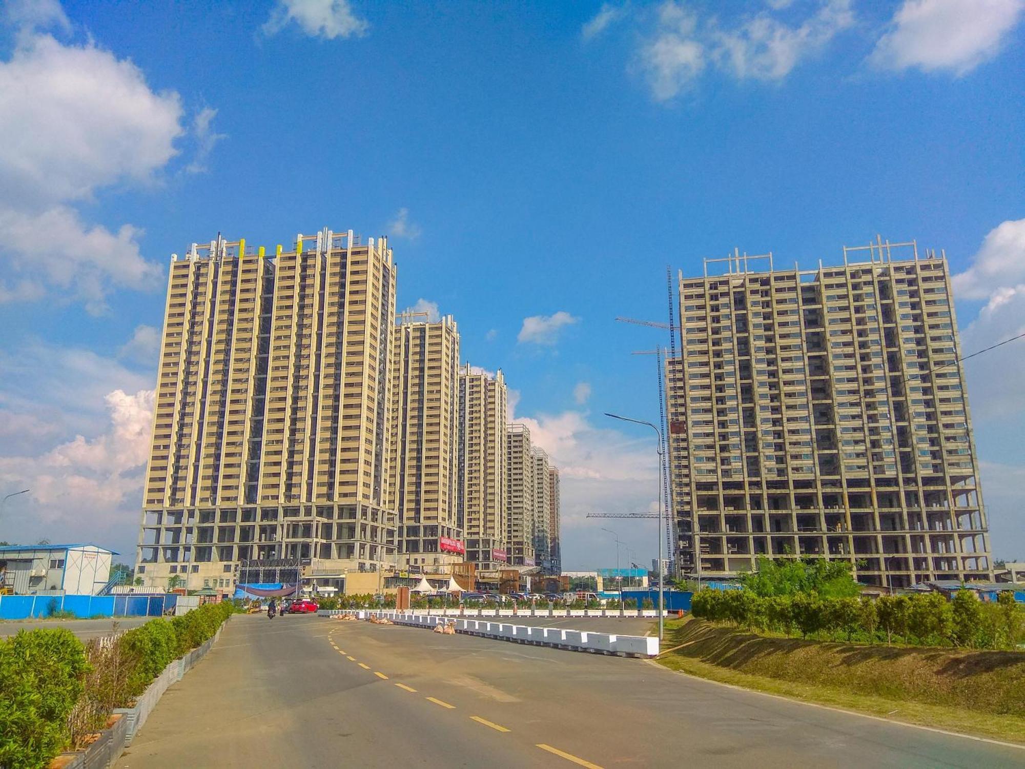 Apartemen Spacious And Bright 2br At Meikarta By Travelio