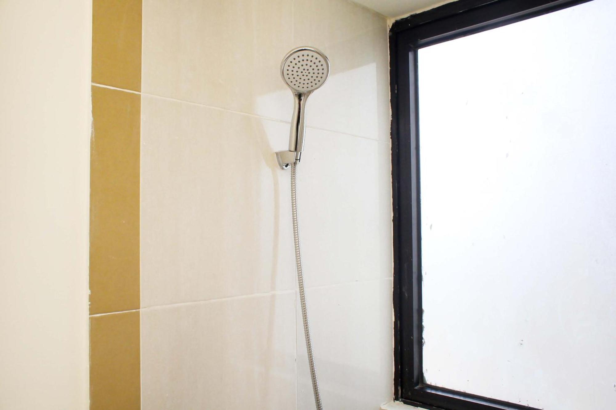 Spacious And Bright 2br At Meikarta By Travelio
